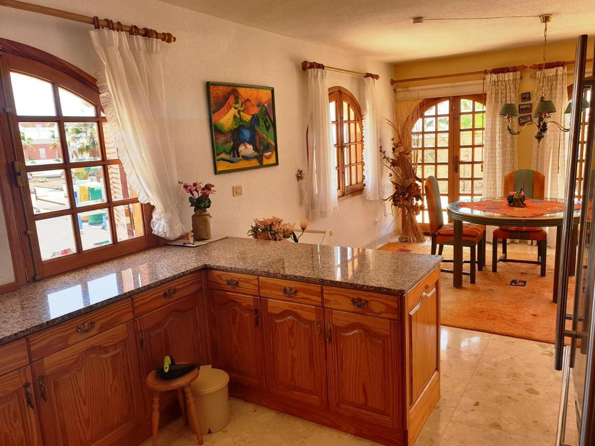 Sunny House With Private Pool And Sea View Villa Costa Adeje  Eksteriør bilde