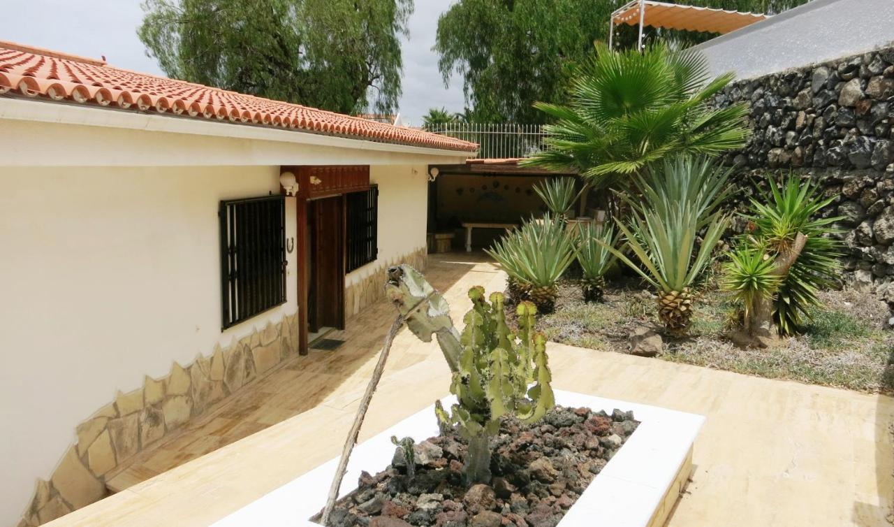 Sunny House With Private Pool And Sea View Villa Costa Adeje  Eksteriør bilde